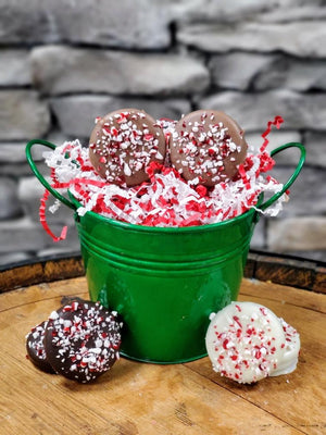 Chocolate Peppermint Oreos