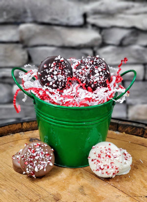 Chocolate Peppermint Oreos